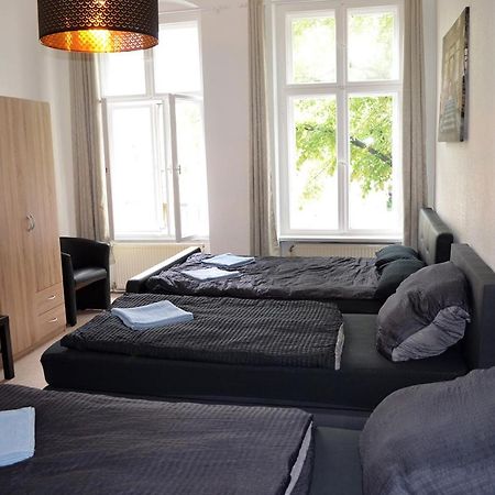 Apartment Fuer Familien, Freunde Oder Groessere Gruppen Bis Zu 8 Personen In Der Naehe Des Berliner Hauptbahnhofs Exterior photo