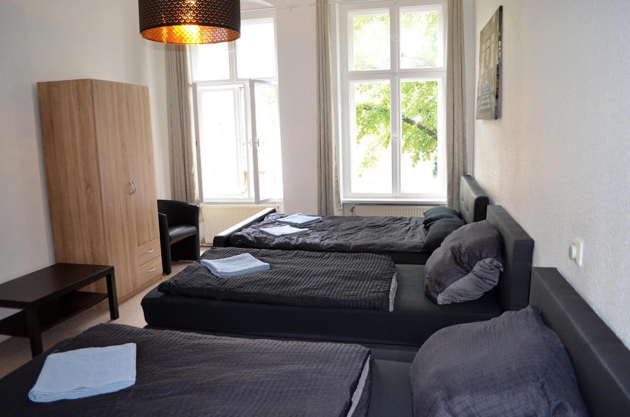 Apartment Fuer Familien, Freunde Oder Groessere Gruppen Bis Zu 8 Personen In Der Naehe Des Berliner Hauptbahnhofs Exterior photo